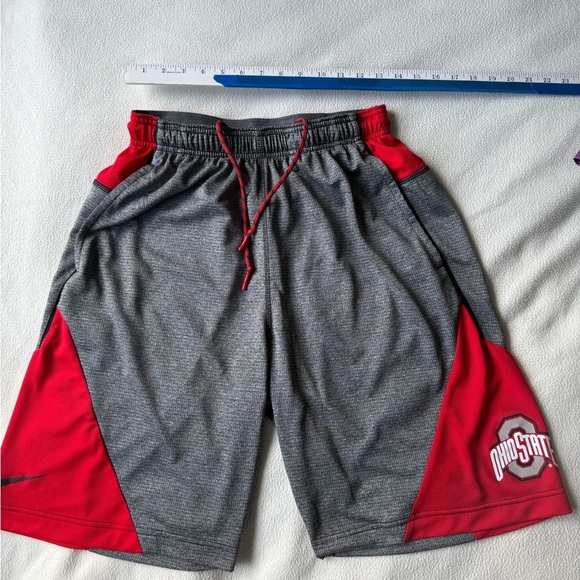 Ohio State Buckeyes Nike Dri Fit Gray and Red  Shorts Lightweight Design - Picture 1 of 8